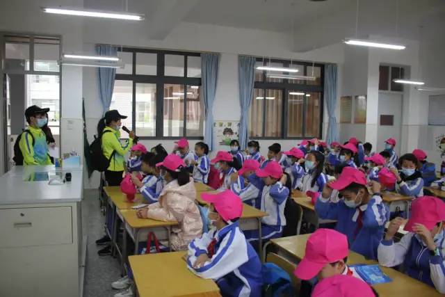 https://mmbiz.qpic.cn/mmbiz/dAic7qPLpEBgt8mzIib7tgdoib9C8O2rpqichF3xbvmicvZuQricVpqbXaLpqAFNvMsqic8SKUDlfyA2leFWtbAHLZgibQ/640?wx_fmt=other