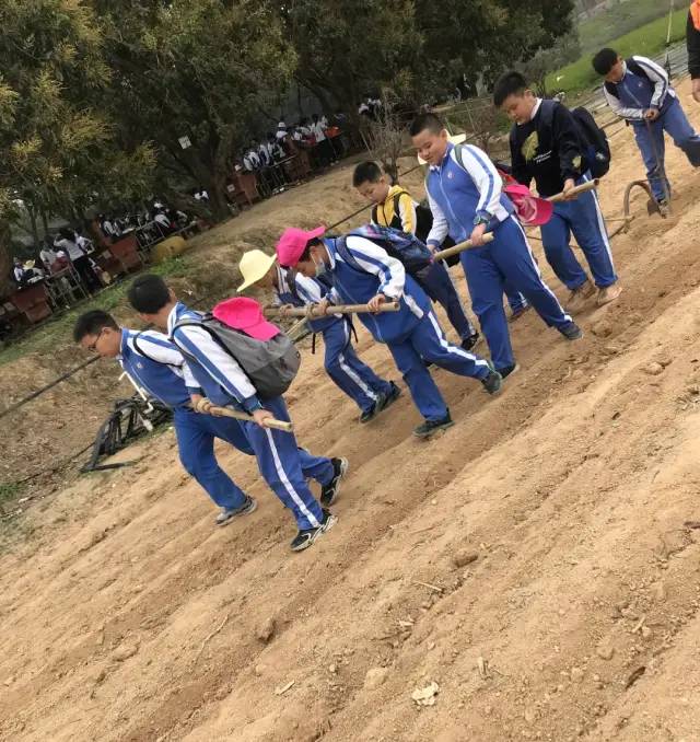 https://mmbiz.qpic.cn/mmbiz/dAic7qPLpEBgt8mzIib7tgdoib9C8O2rpqicSfPBZdOZeHVoyYKic55N2zj4B3cVJ97AoFiaNgd2sN8yCIQ6Wd4XWncg/640?wx_fmt=other